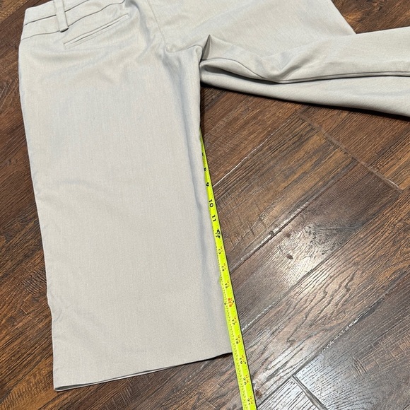 Stooshy Beige Capri Shorts Size 11 - Picture 5 of 10